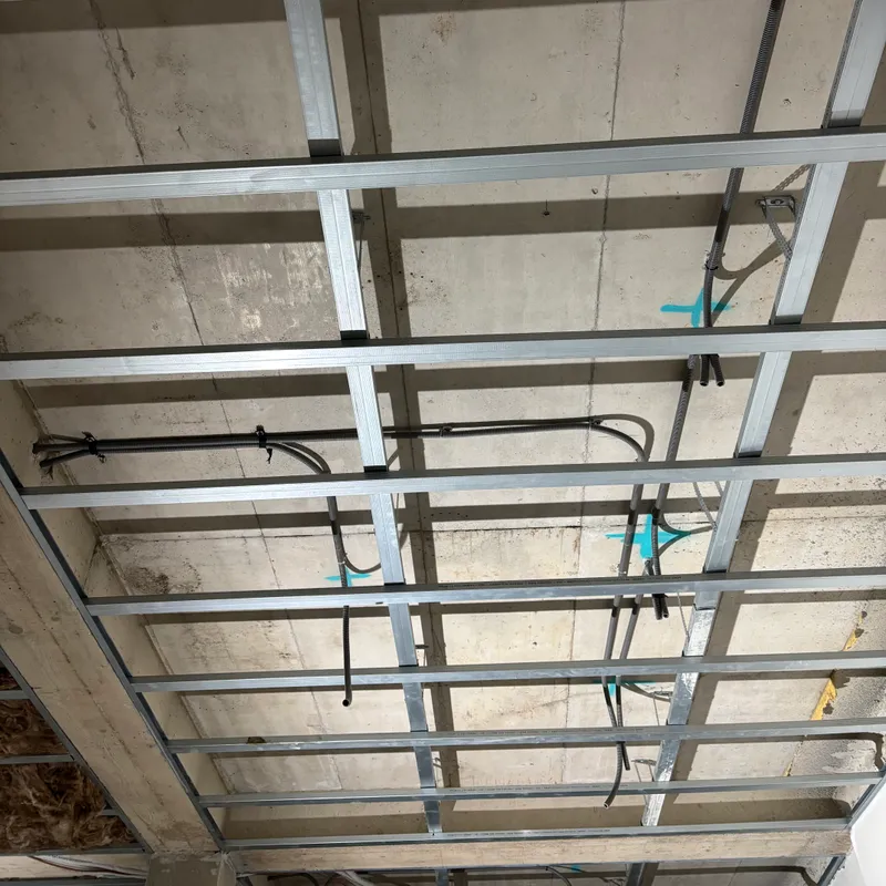 Stropne instalacije i nosiva podkonstrukcija